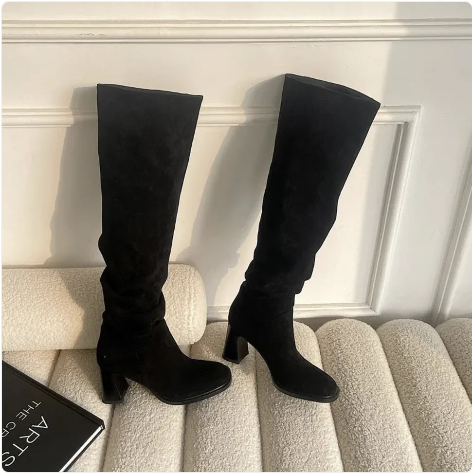 Slimming Chunky Heel Boots