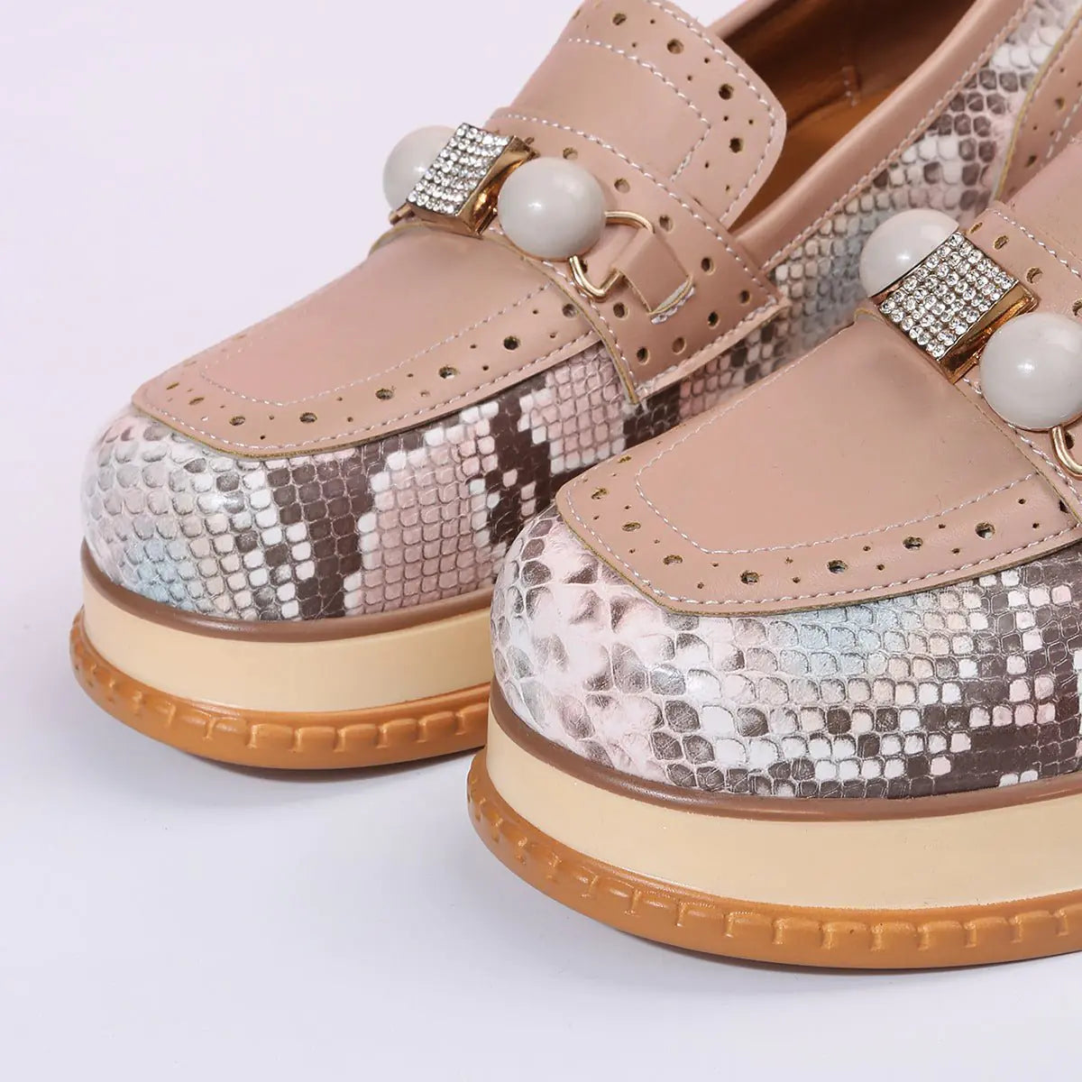 women's Beaded Snake Casual Shoes