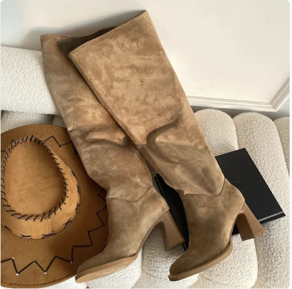 Slimming Chunky Heel Boots