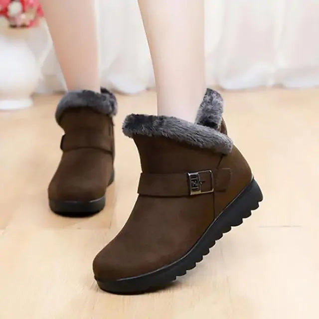 Women's Boots - Multiple colors & sizes